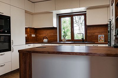 Kuchyně s ostrůvkem