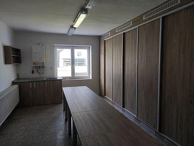 Vestavěné skříně na míru